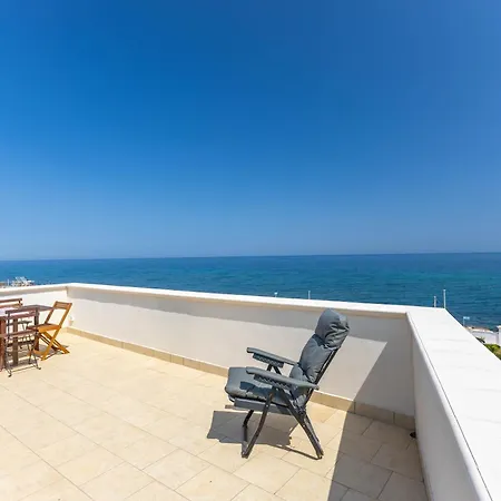 Golden Shore Nyaraló