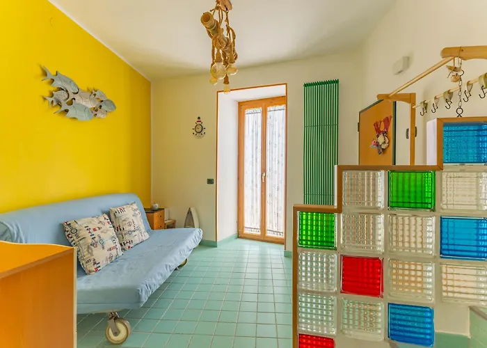 Golden Shore Semesterbostad