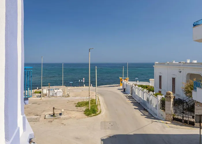 Semesterbostad Golden Shore *